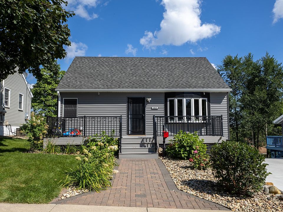 1st image of 4025 7th Pl NW