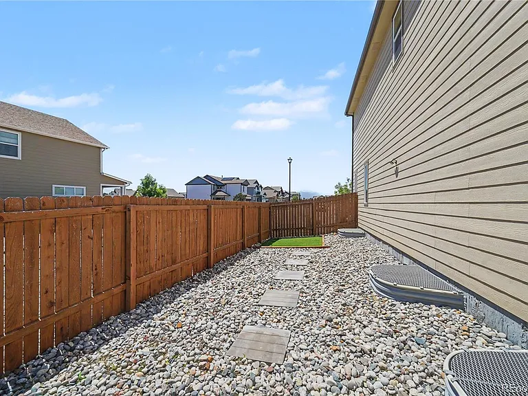 10592 Abrams Dr — Photo 36