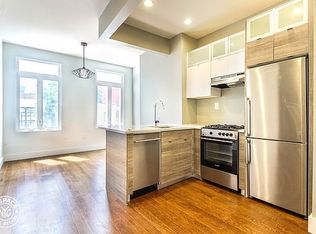 40 Catherine St #1R, Brooklyn, NY 11211