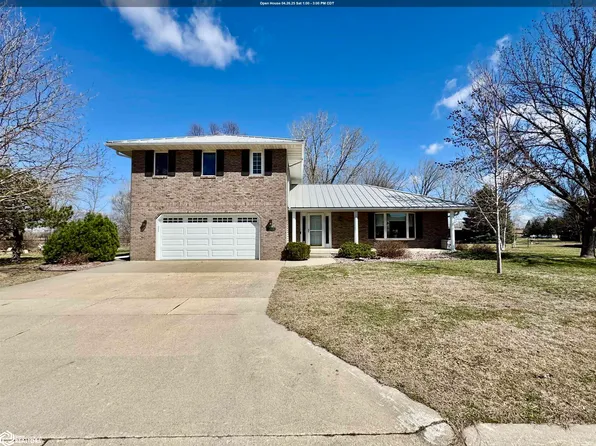 2302 16th Ave N, Clear Lake, IA 50428