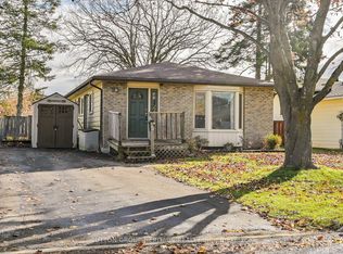 5 Agate Rd, Ajax, ON L1S3J7