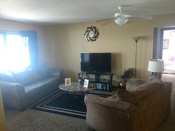 4th image of 8407 Yates Ave N