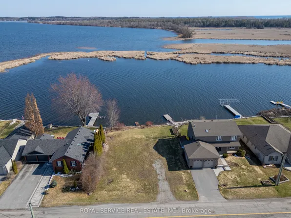 181 Harbour St, Brighton, ON K0K 1H0