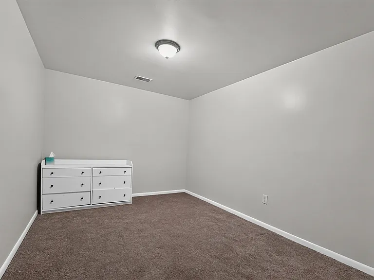 5607 Vantage Point Rd — Photo 41