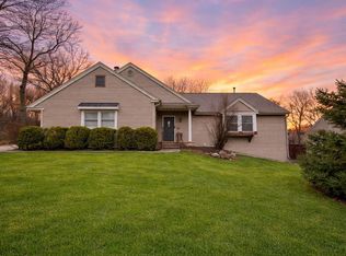 3833 Pepper Dr, Rockford, IL 61114