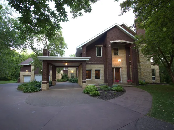 3720 Denmark Ct E, Eagan, MN 55123