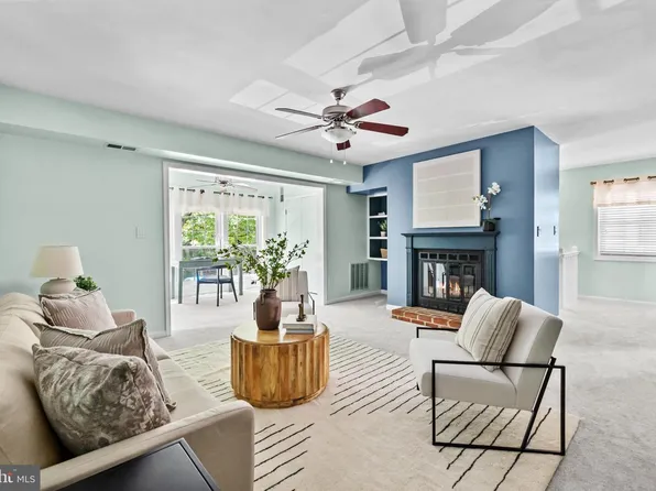 7780 Willow Point Dr #7780, Falls Church, VA 22042
