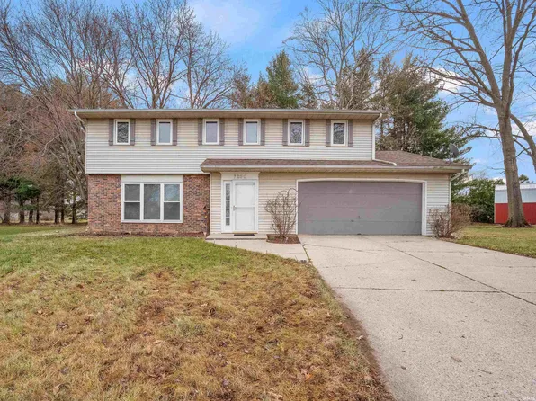 7230 White Eagle Dr, Fort Wayne, IN 46815