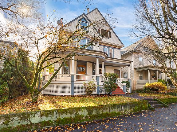 Front Exterior - 1890 Historic Charming Classic Portland Craftsman with large porch