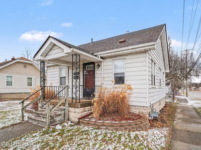 23000 Columbia St, Dearborn, MI, 48124