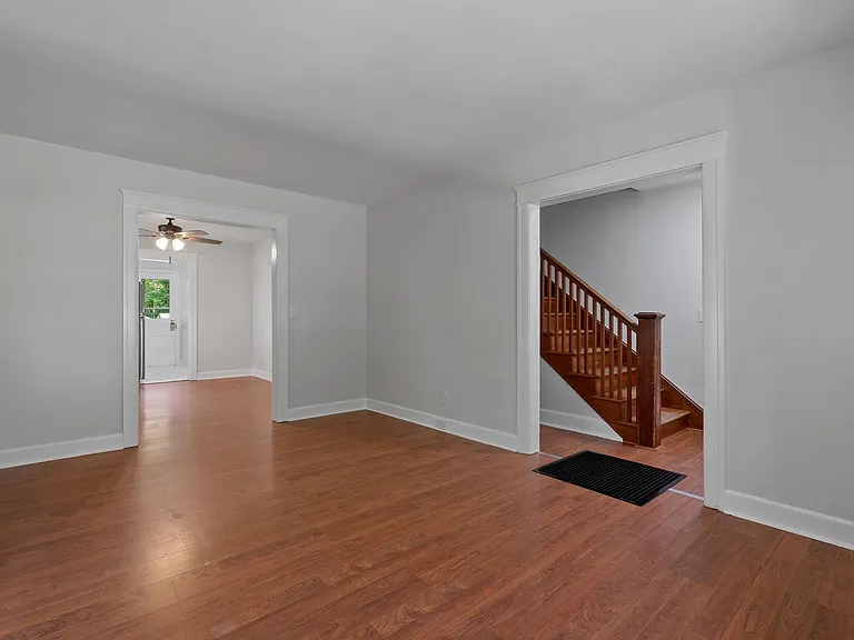 114 Linderman Ave #1 — Photo 8