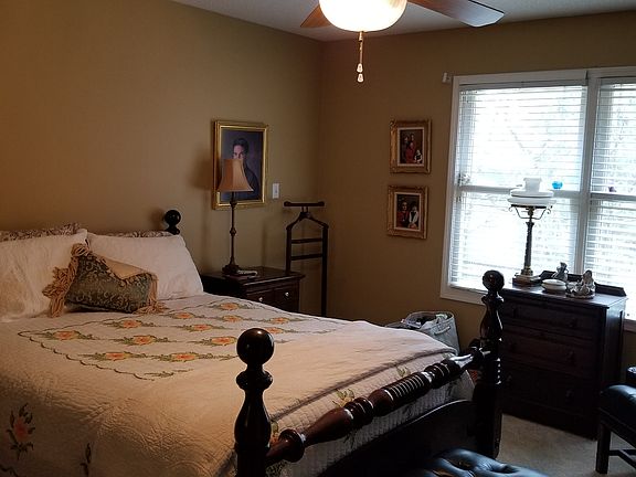 5th image of 1755 Brenda Dr