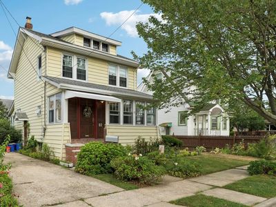 60 Woodlawn Avenue, Valley Stream, NY, 11581