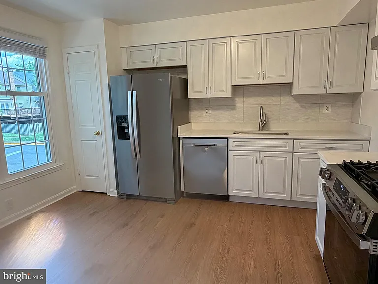 10113 Galsworthy Pl — Photo 9
