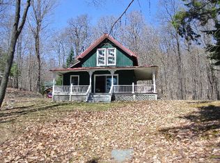 154 Hollywood Rd, Old Forge, NY 13420