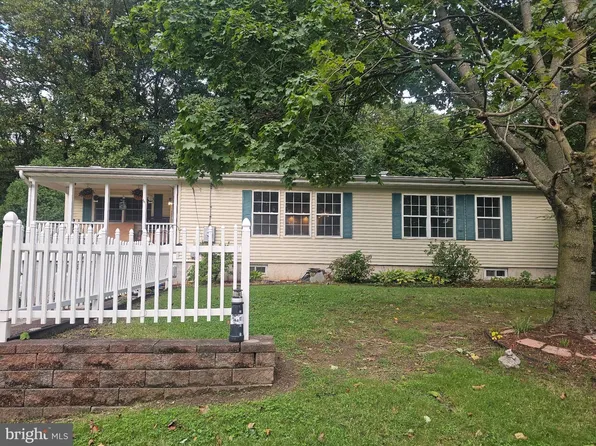 213 Union St, Fieldsboro, NJ 08505