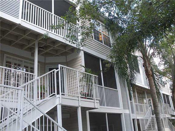 3rd image of 850 S Tamiami Trl APT 102