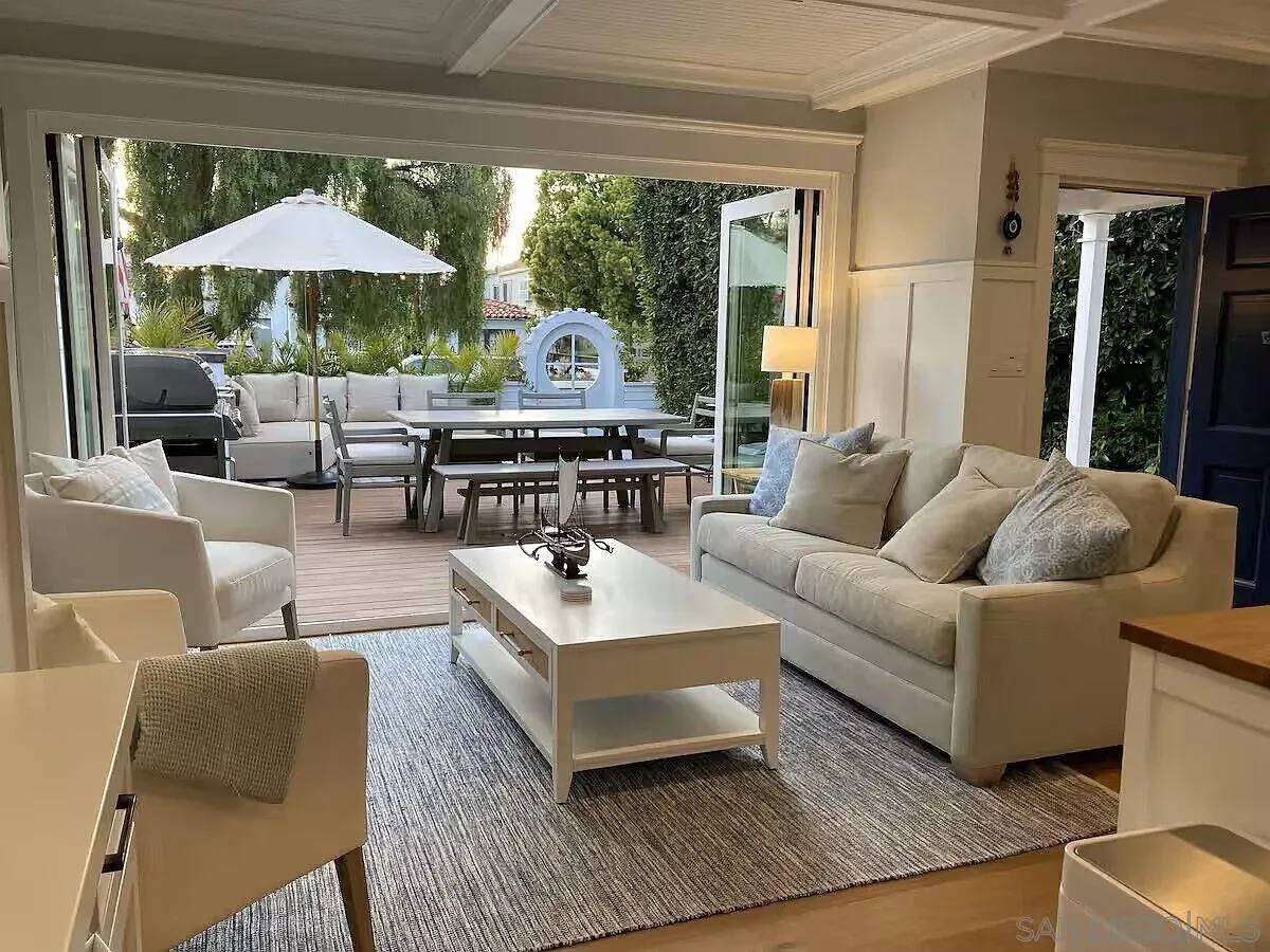 2 bed, 1.0 bath, 800 sqft, $8,000 — Photo 3