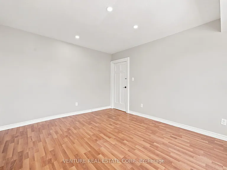 1228 Saint Clair Ave W #3 — Photo 17