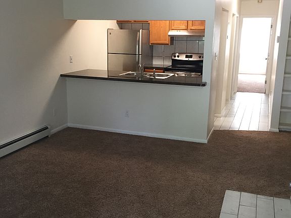 3rd image of 532 Oakwood Dr APT A108