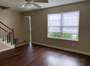 625 Broadway St #17510421, Brandenburg, KY 40108
