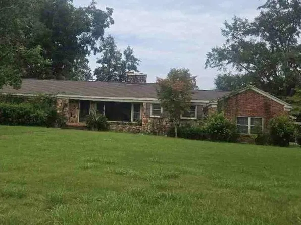 236 Bryant St, Brundidge, AL 36010
