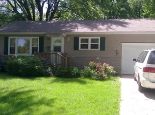 408 NE Green St, Lees Summit, MO 64063