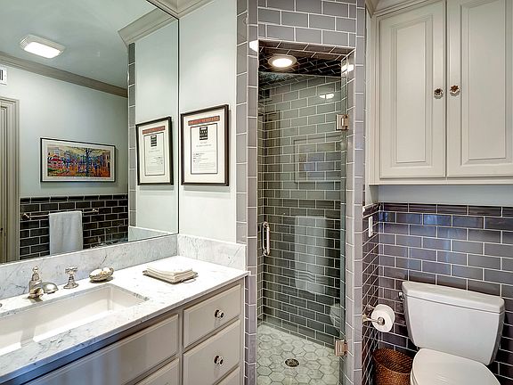 2nd bathroom 