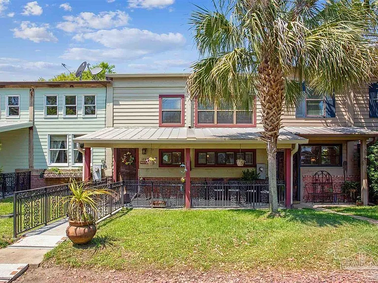 1261 Mahogany Mill Rd — Photo 5