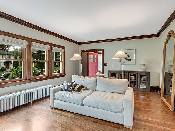 5th image of 5121 Queen Ave S