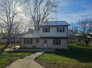 257 Main St, Hookstown, PA 15050