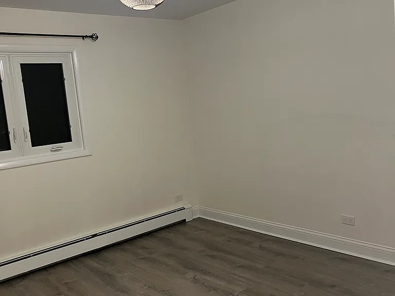 816 W Saint James St #2SW — Photo 7