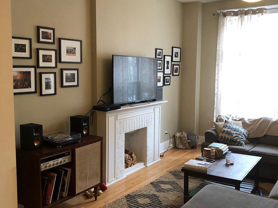 1st image of 1341 N Maplewood Ave #1