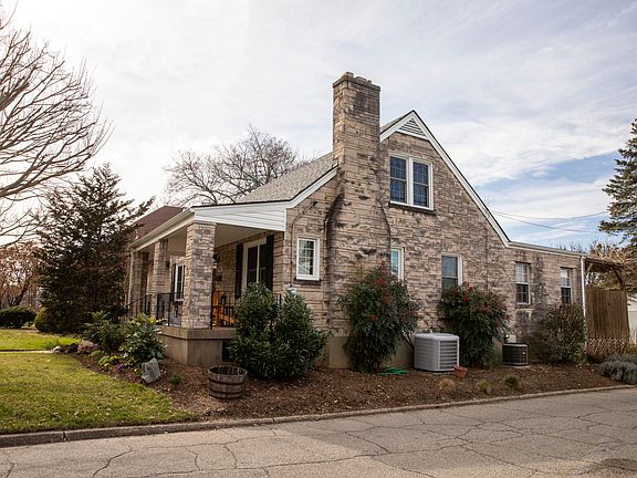 4th image of 2225 Wrocklage Ave