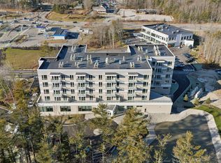 1 Wyeth Way UNIT 504, Falmouth, ME 04105