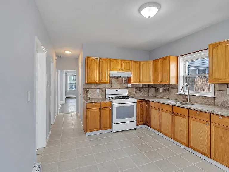 42 Greenville Ave #2 — Photo 9