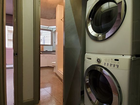 5th image of 2118 Kuhio Ave APT 603
