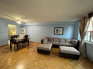 10 Tobermory Dr #1205, Toronto, ON M3N2Y5