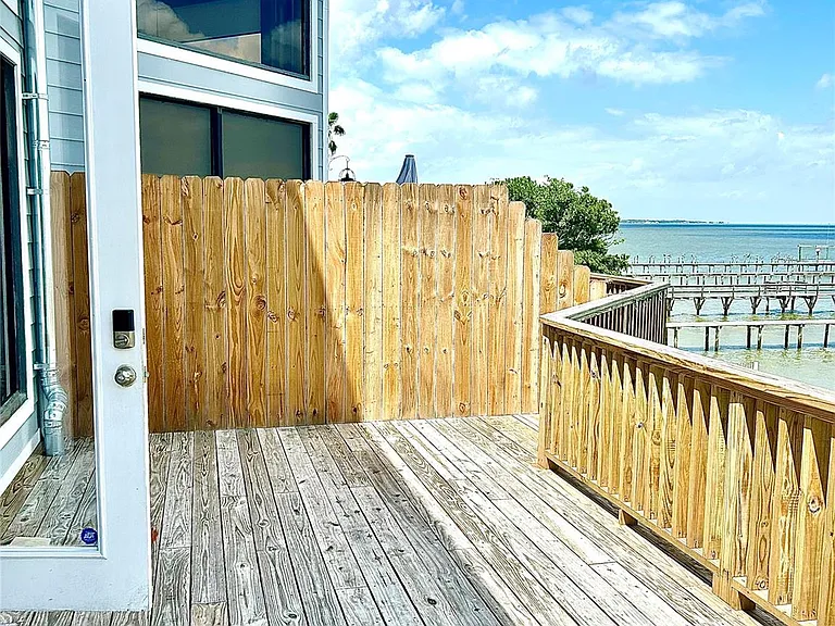 807 Kipp Ave #C — Photo 28