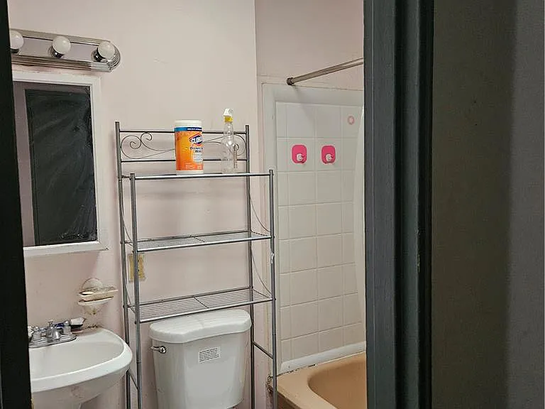 661 W Brookdale St — Photo 15