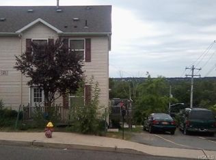 3 Prospect St, Spring Valley, NY 10977