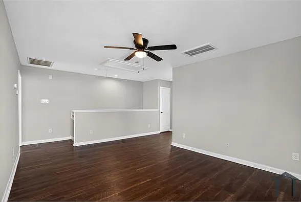 2923 Beacon Grove St — Photo 12