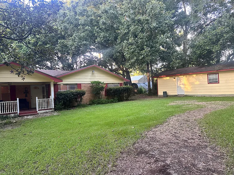 13300 Woodlands St — Photo 5