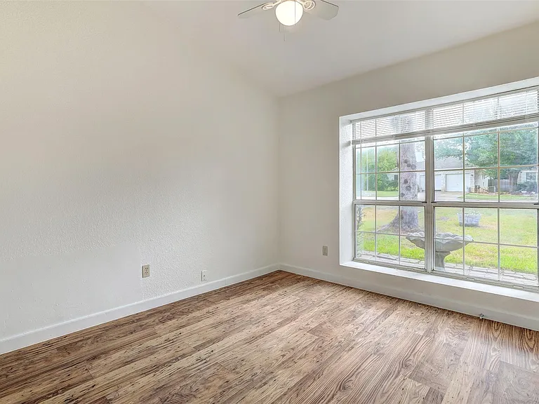 16304 Kicking Bird Dr — Photo 15