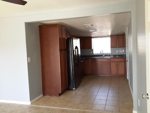 5th image of 1504 E Corona Ave