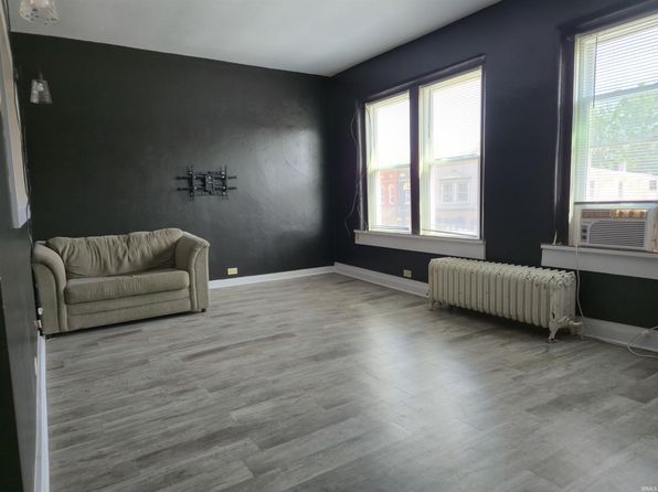 114 E Main St #2