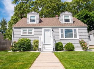 113 Fordson Ave, Cranston, RI 02910