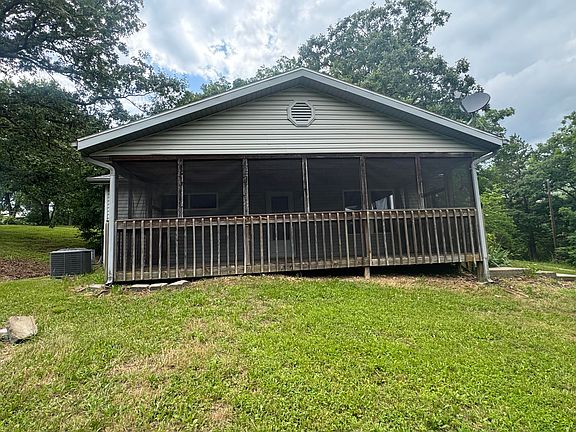 2nd image of 3774 Walnut Circle
