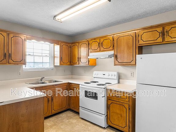 4th image of 280 Thompsonville Ln #805