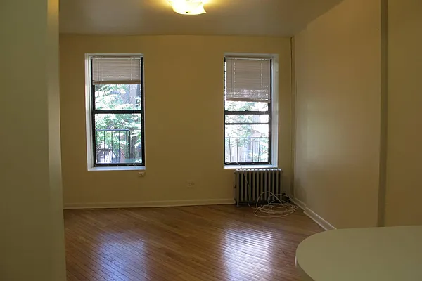 Rented by Keller Williams NYC | media 14